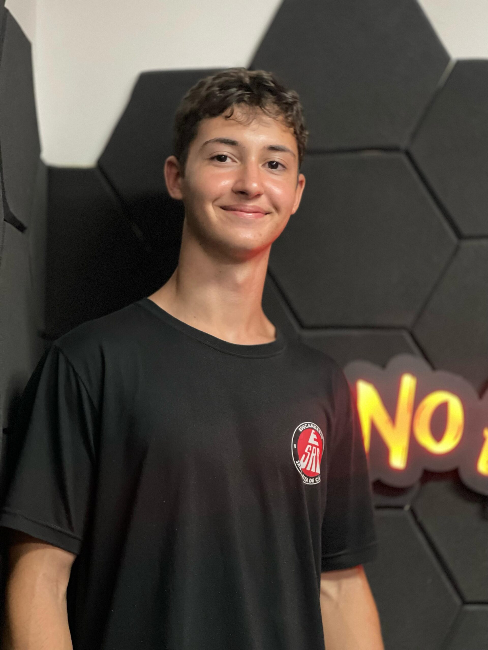 Leonardo Menon Pires
